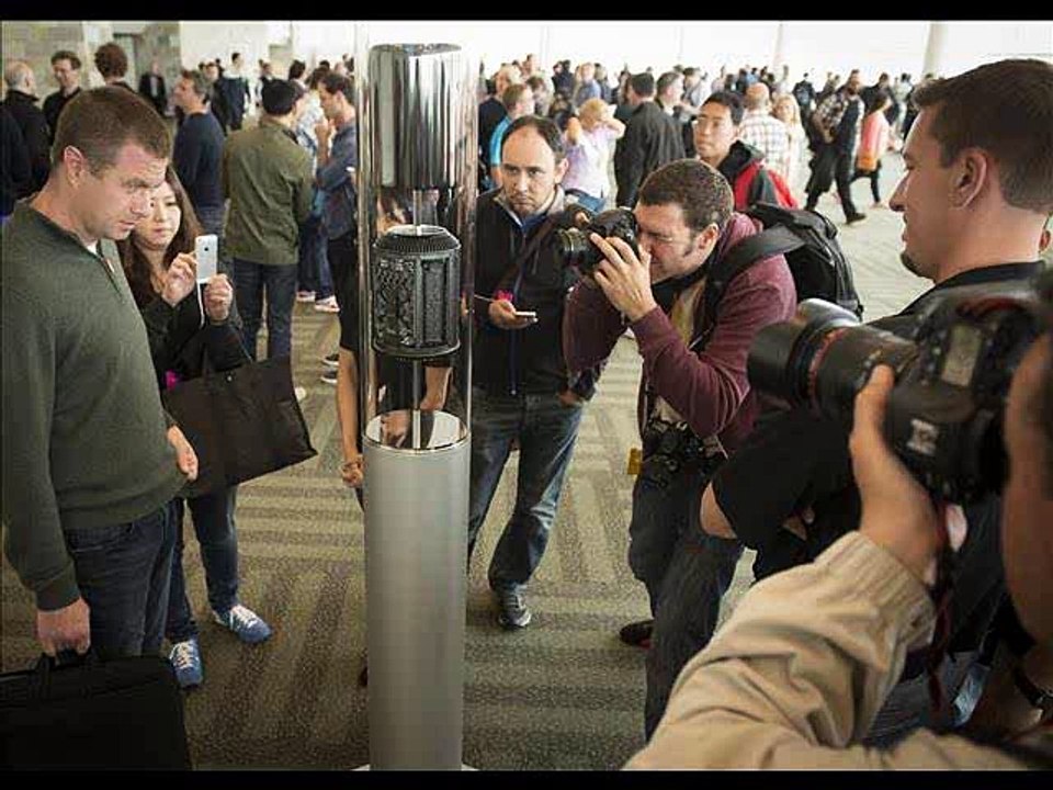 Apple Mac Pro Unboxing, Overview, & Benchmarks [Get The All New Mac Pro]