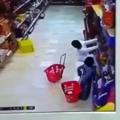 جابو العيد في السوبر ماركت