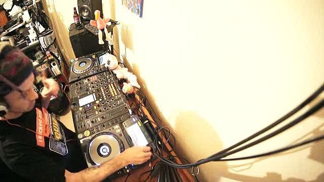 DJ TUTOR NU-DISCO MIX HOUSE MIX UNDERGROUND HOUSE MIX