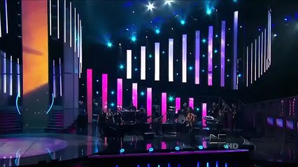 Thalía cantando Que sera de ti