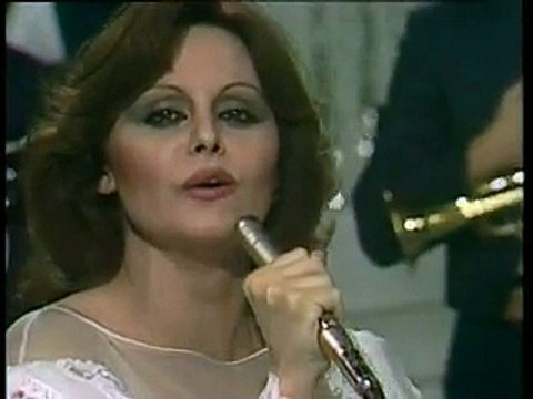 Rocio Durcal - Fue Tan Poco Tu Cariño