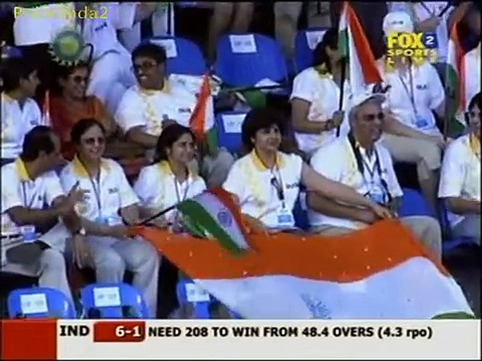 Ponting called back sachin after he was given out!