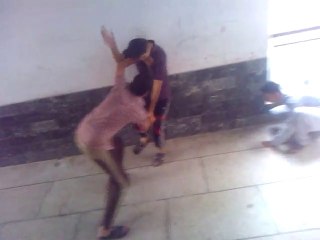 you never see this type of fighting...haha must watch