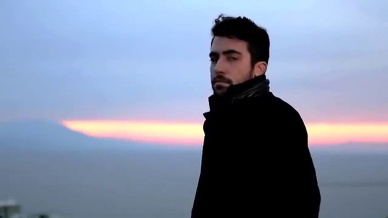 Καίτη Γαρμπή - Ανεμοδαρμένα υψη  Greek- face  (hellenicᴴᴰ video clips)