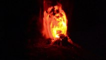 Spectaculaire éruption du volcan Villarrica au Chili