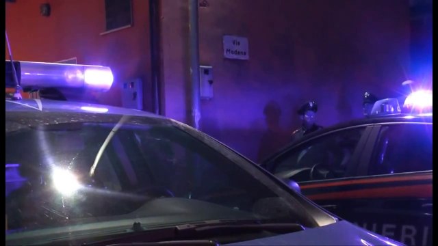 San Cipriano (CE) - Uccide il fratello e la nipote, poi si toglie la vita -1- (02.03.15)