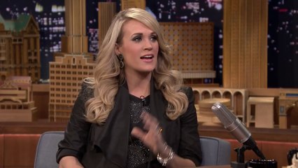 Carrie Underwood  Has baby Boy Tweet Pic