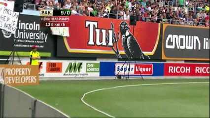 Ahmad Shehzad v Milne   New Zealand v Pakistan 3rd T20