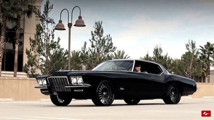 Best American Classic Car   Buick Rivier 1972