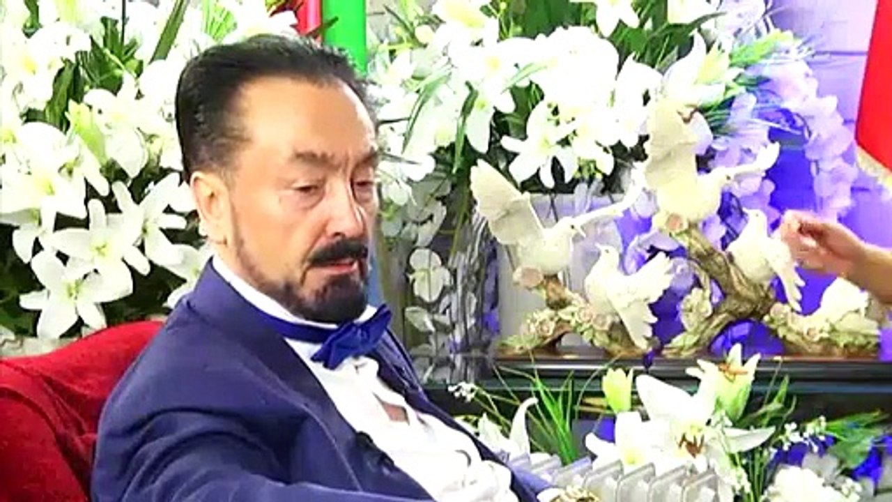 Hac Suresi, 45; GÖKTEN BAŞLARINA AFAT YAĞDIRACAĞIZ, HEPSİNİN ÜSTÜ İŞARETLENMİŞTİR