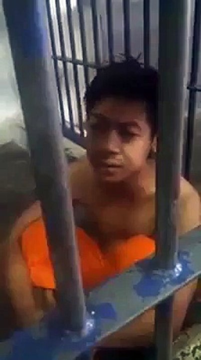 malaysian prisoner reciting quran beautiful voice