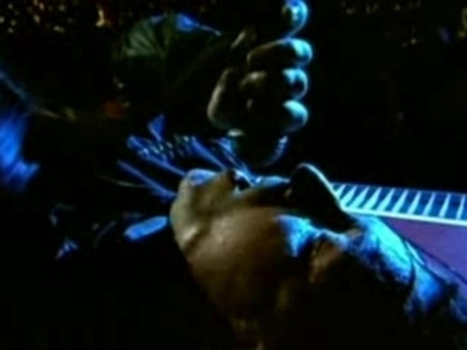 U2 Live Boston 2001 With Or Without You