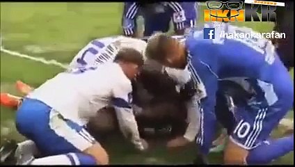 Futbol sahalarında duygulandıran anlar