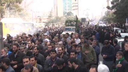 İran-Irak Savaşında Ölen 80 Asker İçin Tören