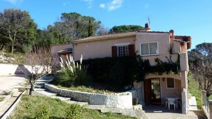 A vendre - villa - Ste Anastasie Sur Issole (83136) - 4 pièces - 126m²