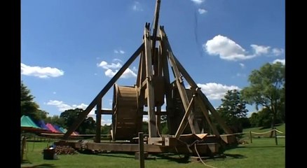 Warwick Castle Trebuchet Construction