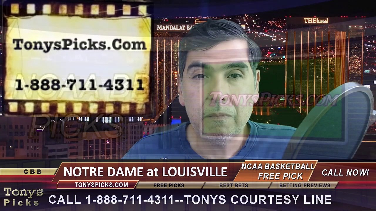 Louisville Cardinals vs. Notre Dame Fighting Ir...