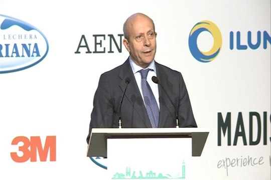 Wert alerta de población con formación insuficiente