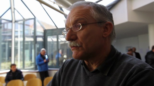 Verreries de Masnières: l'interview Frederic Duchatel, représentant syndical CFE-CGC de la société, durant le délibéré