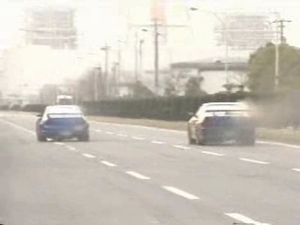NISSAN SKYLINE 99 VS NISSAN SKYLINE 93