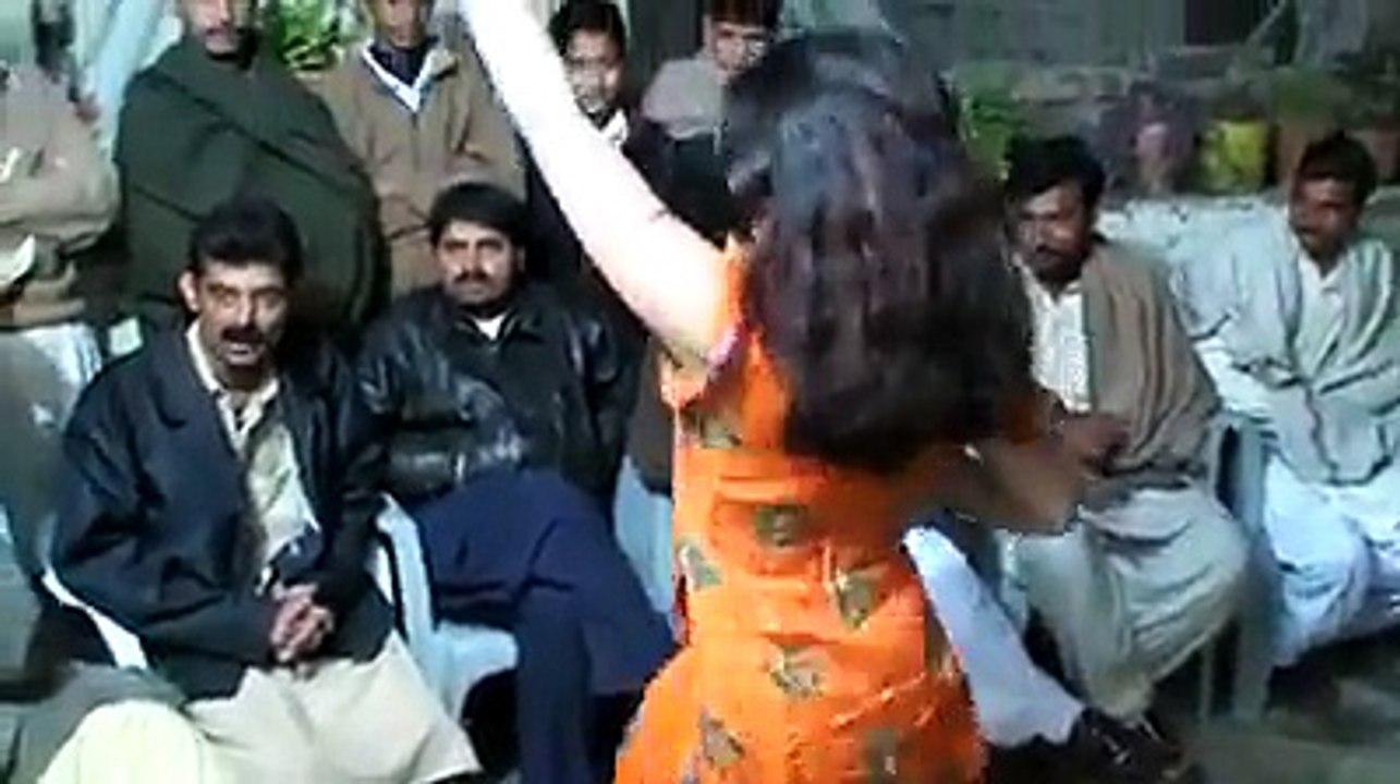 desi  dance  245078