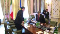 Renzi in visita a Kiev, incontro con Poroshenko