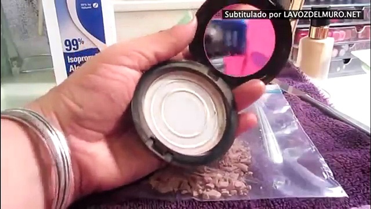Con este truco podrás reparar tu polvo compacto roto