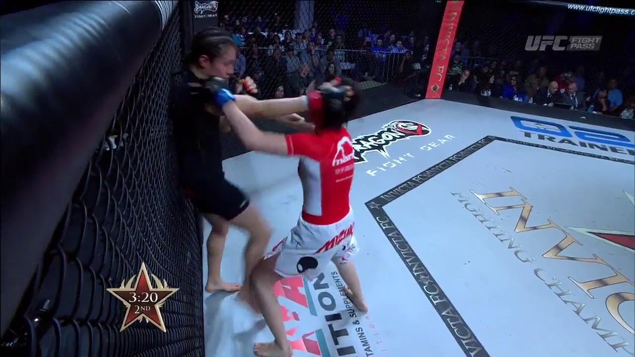 Alexa Grasso vs. Mizuki Inoue at Invicta FC 11 - MMAjunkie Fight of the Month - February 2015