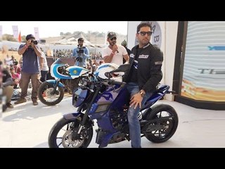 Yuvraj Singh Unveiled YouWeCan KTM X 12 Of Autologue Design At India Bike Week 2015 ID