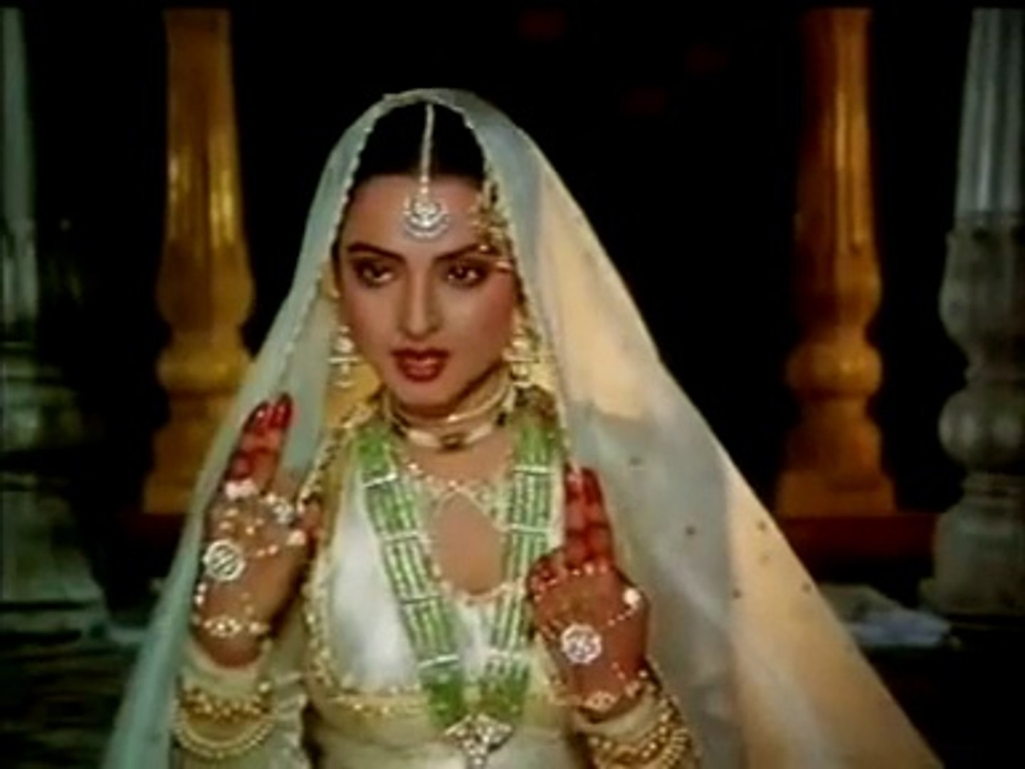 In Aankhon Ki Masti Ke Mastane Hazaron Hain Video Dailymotion in aankhon ki masti ke mastane hazaron hain