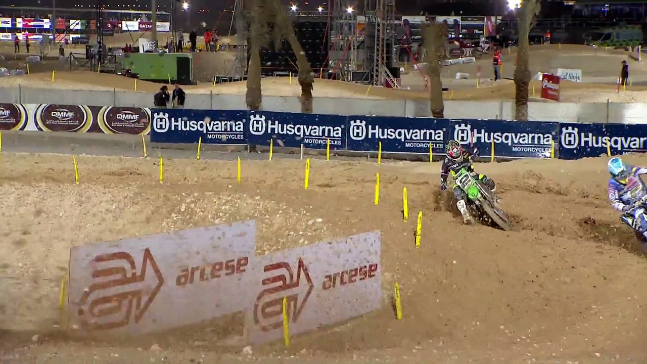 MXGP of Qatar 2015 Ryan Villopoto overtakes Ferris & Waters  - Motocross
