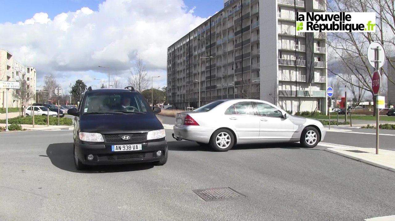 VIDEO. Les ronds-points du Clou-Bouchet à Niort donnent le tournis