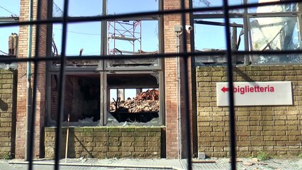 Napoli - Città della Scienza riapre sulle note di "Napule è" (04.03.15)