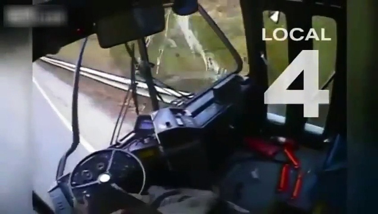 Un chauffeur de bus s'endort au volant et provoque un accident impressionnant
