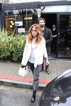 Burçin Terzioğlu ve İlker Kaleli Evlilik Haberlerini Yalanladı