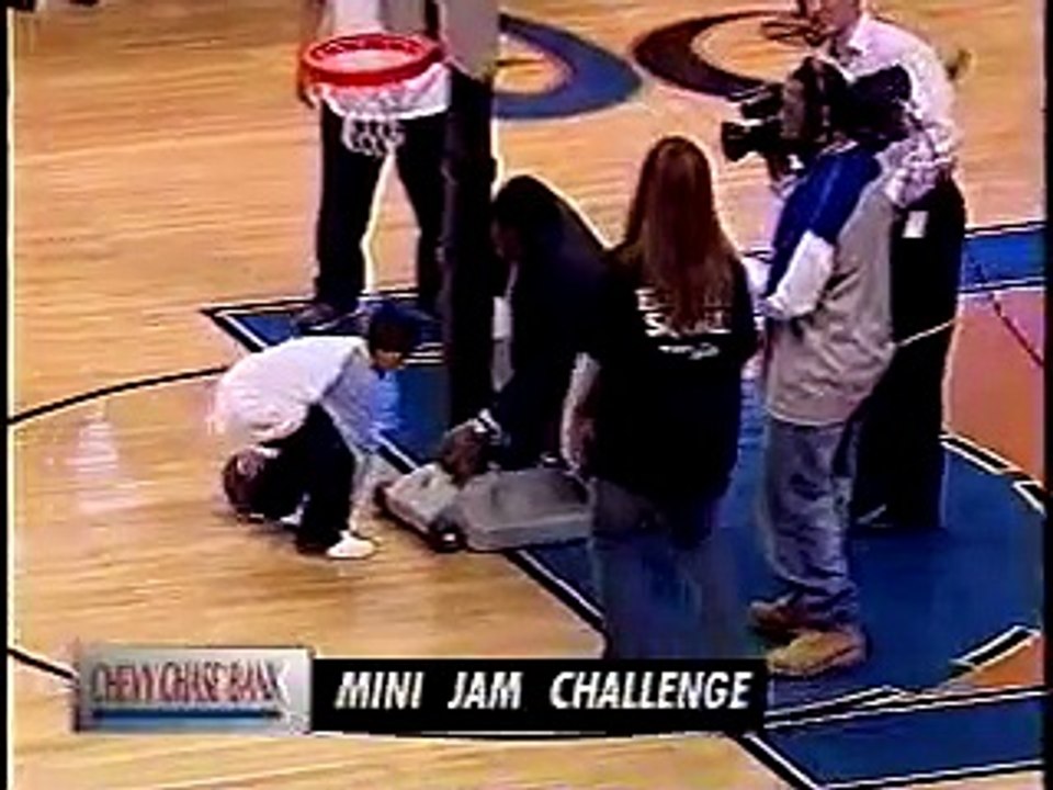 Funny Kids Best Dunk Contest at Washington Wizards Game