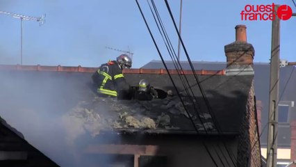 Incendie à Rennes. Un hangar et une maison en feu, ruelle de la Tuilerie