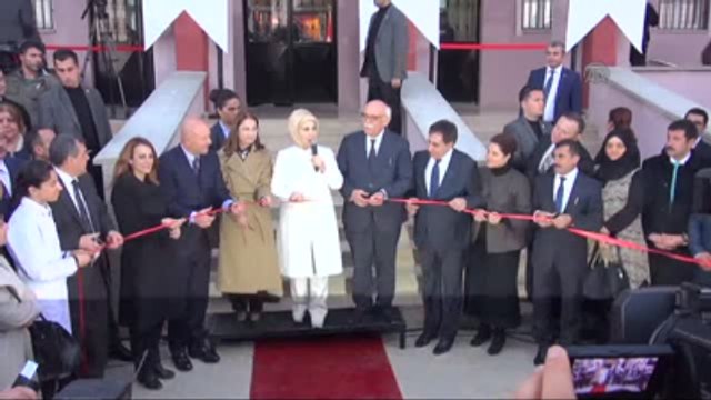 Emine Erdoğan, Ayhan Şahenk Mesleki ve Teknik Anadolu Lisesi'nin Açılışına Katıldı