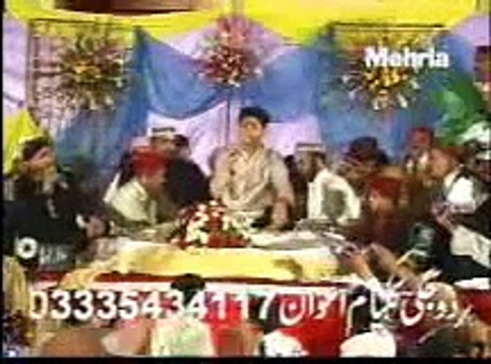 FARHAN ALI QADRI ----YA RAB MERI SOYE HUI---(KALYAM AWAN MEFIL)