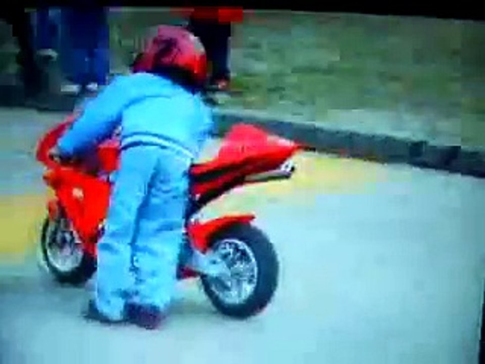 UNBELIEVABLE! Kids Stunting on Pocket Bike!