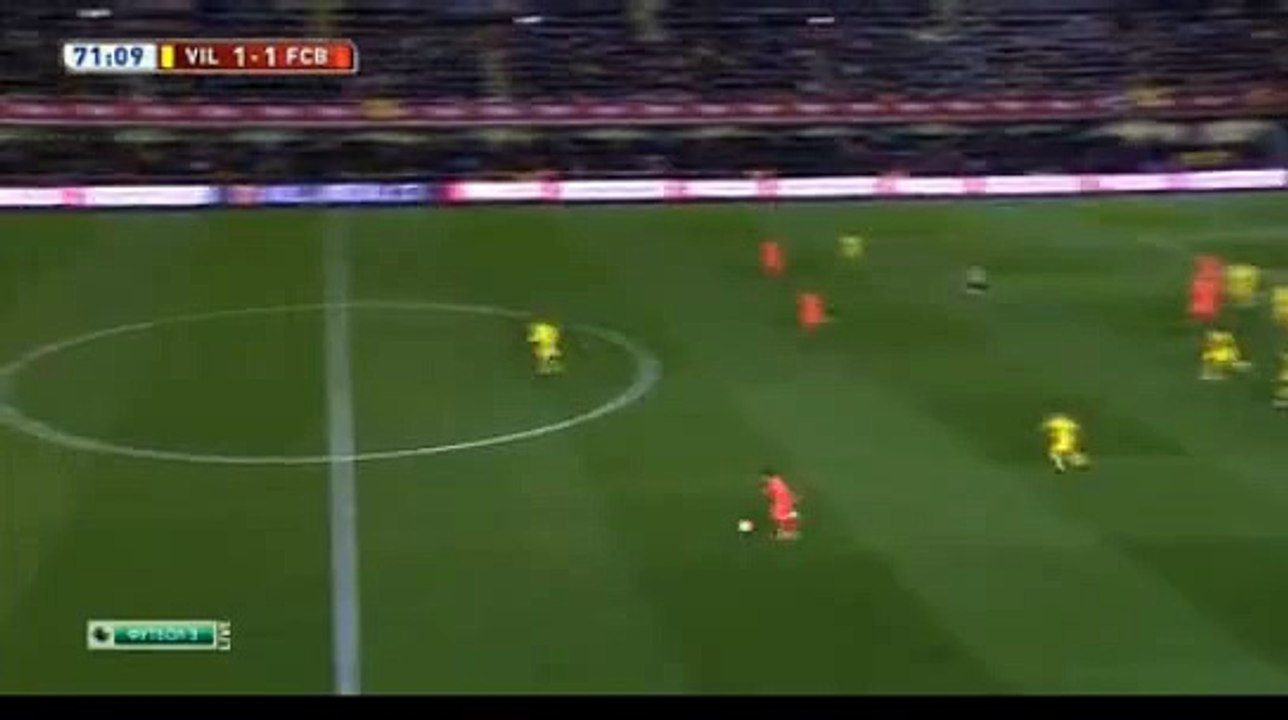 Victor ruiz defender
