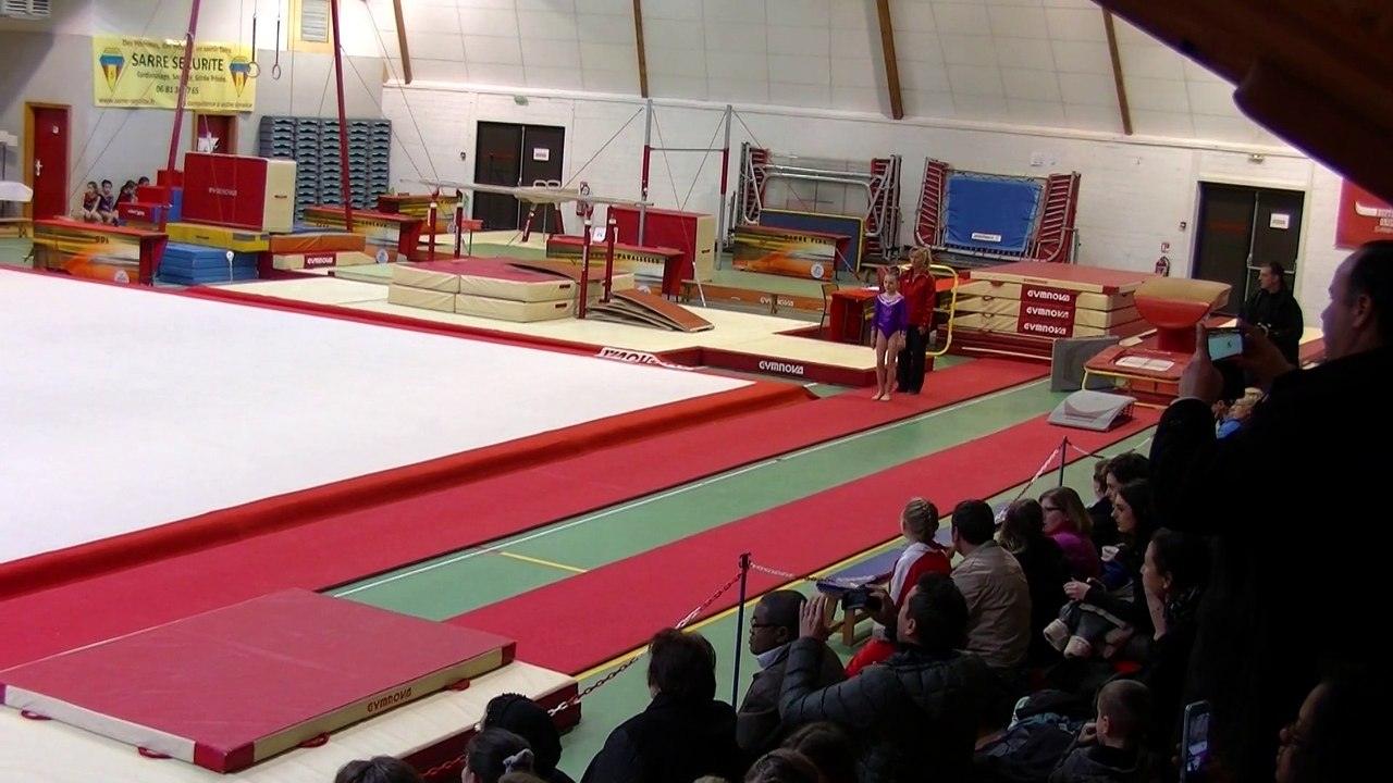 stauffer jade troisieme au championnat de moselle gym a sarreguemines 02.2015