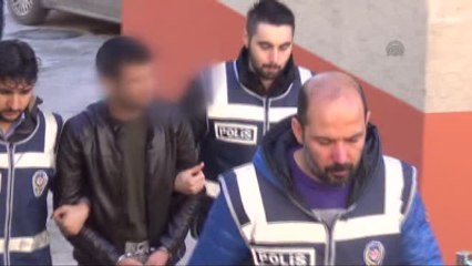 Galoşlu Maskeli Banka Soyguncusu Yakalandı