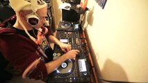 LIVE DJ  DEEP HOUSE MIX WITH A HINT OF SOUL ON PIONEER KIT