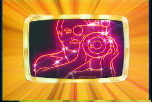 Detrás de las noticias: Los primeros 48 años de Ecuavisa