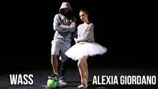 Mélange original de Danse Classique et Street Football- Wass et Alexia Giordano