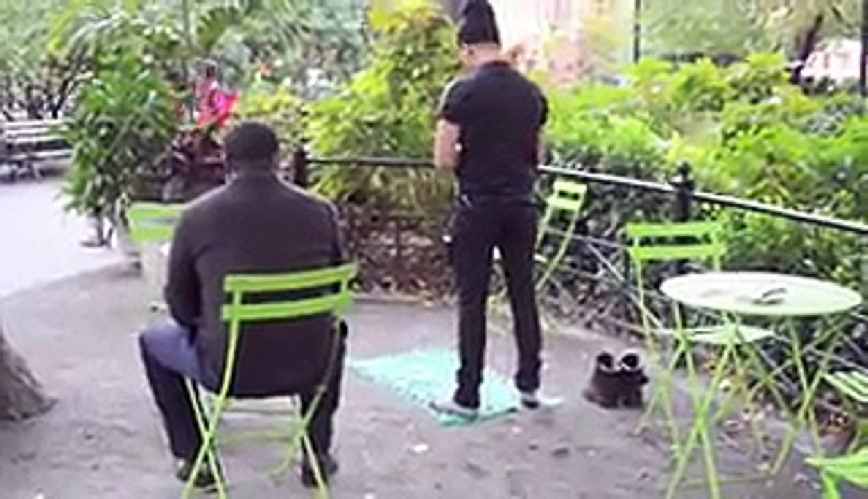 Muslim Praying In New york Streets Watch Reaction Of People - Video Dailymotion