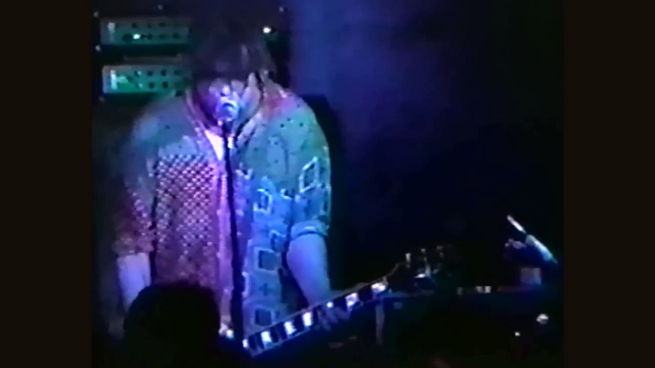 Melvins - (HD) 1992.03.27 - Berkeley, Calif. (Berkeley Square)