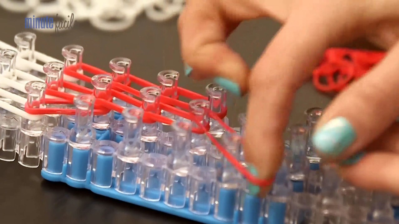 Sports Loisirs : Tuto chaussette de Noël en rainbow loom