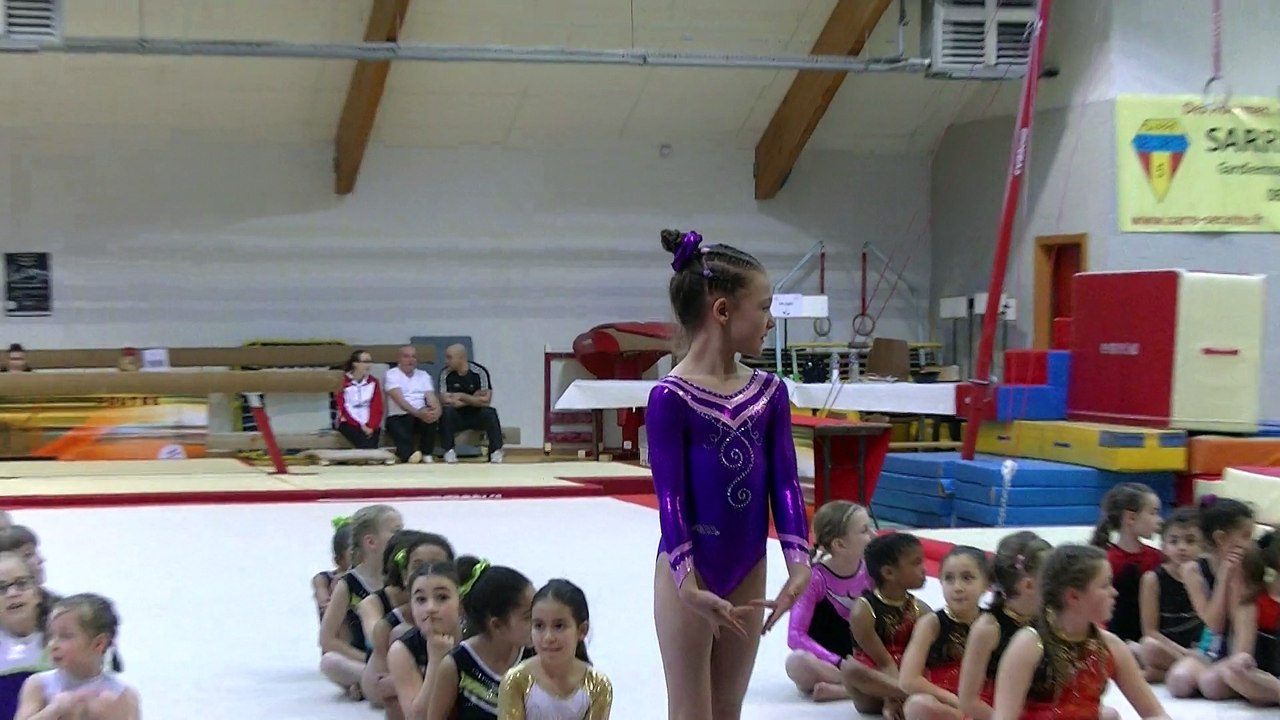 stauffer jade troisieme au championnat de moselle de gym a sarreguemines 02.2015